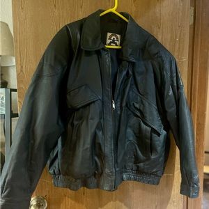 Men’s 3X Vintage Leather Bomber Jacket by Phase 2